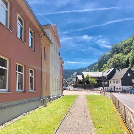 Ferienwohnung 2 Alte Schule Christian Gotthilf Salzmann Oberweißbach Exterior foto